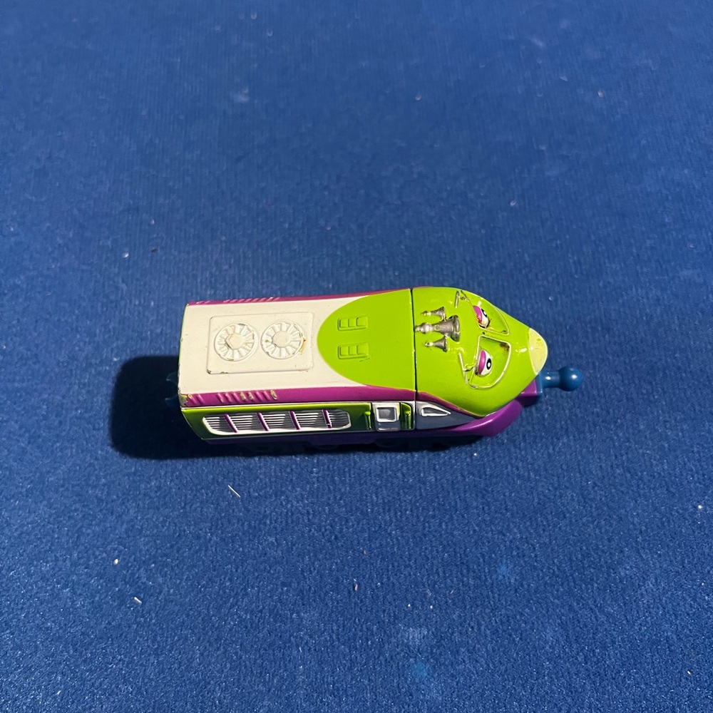 2010 Koko Green Purple White Chuggington Ludorum Plc MINIATURE TOY TRAIN